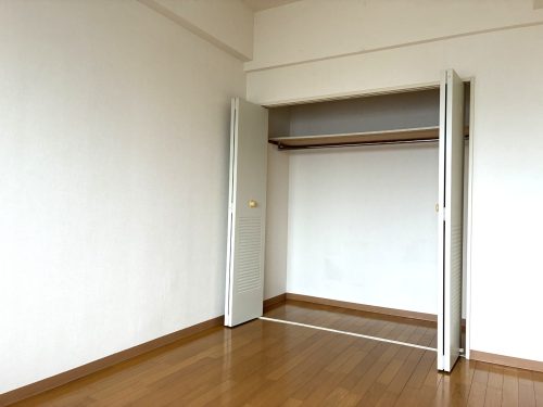 洋室(5．4帖）の収納