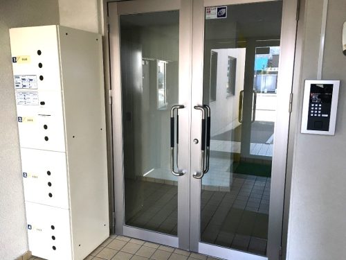 共用部(宅配BOX+オートロック) 共用部(宅配BOX+オートロック)