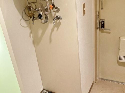 給湯器+洗濯機置場 給湯器+洗濯機置場