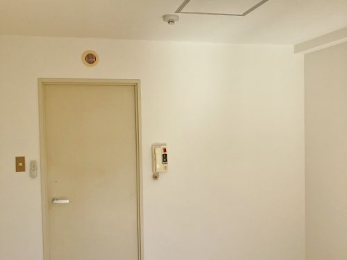 リビング玄関側(玄関) リビング玄関側(玄関)