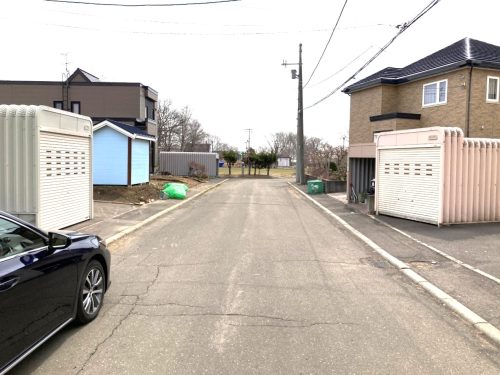 前面道路（市道8メートル）